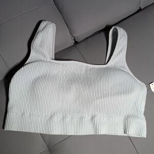 Women's sports bra